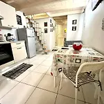 O' Vascio Apartment *